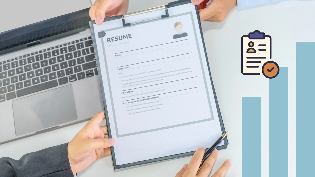 An example IT Resume  with floating graphics